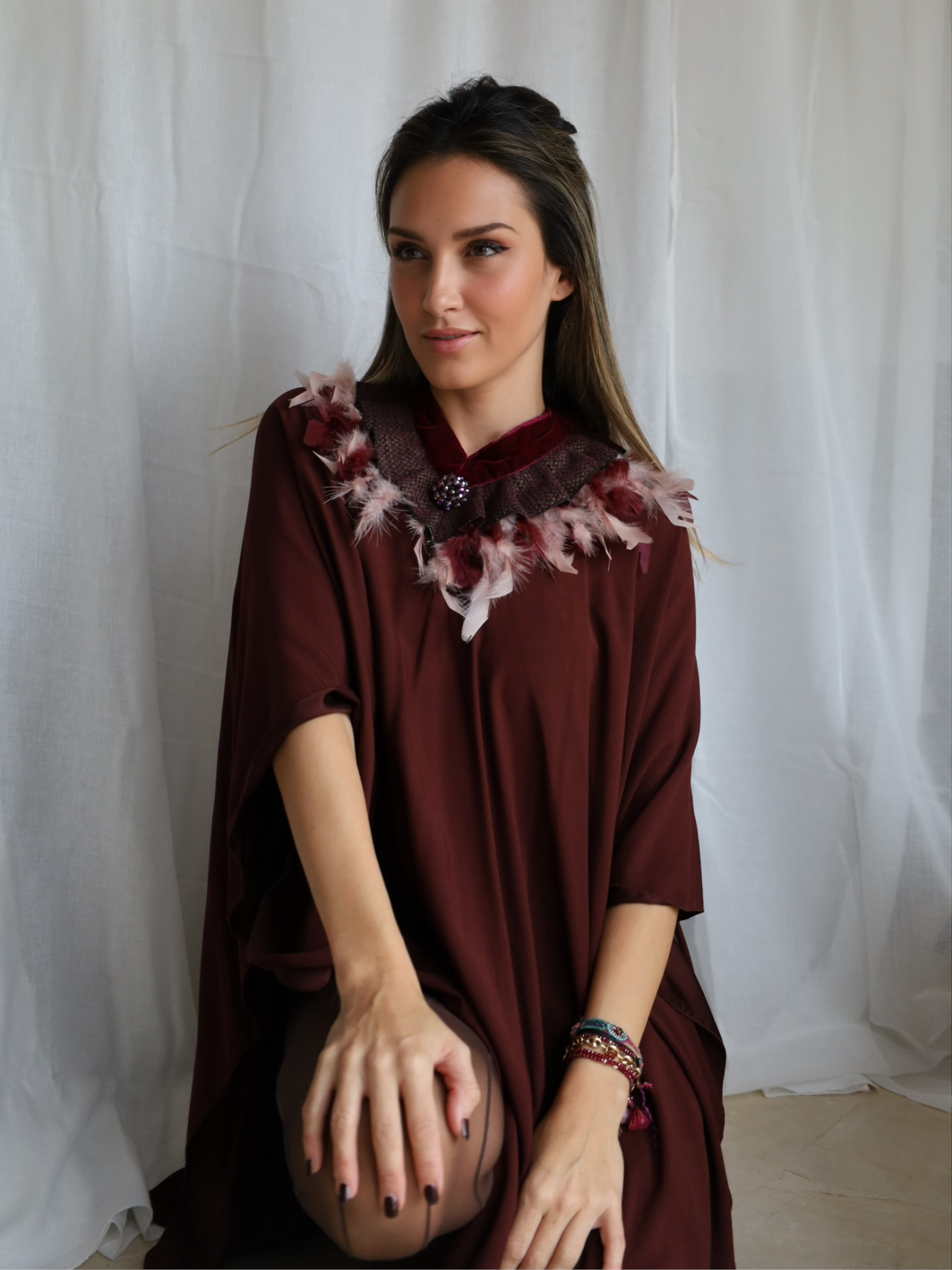 Cuello Joya Plum Rose Royale