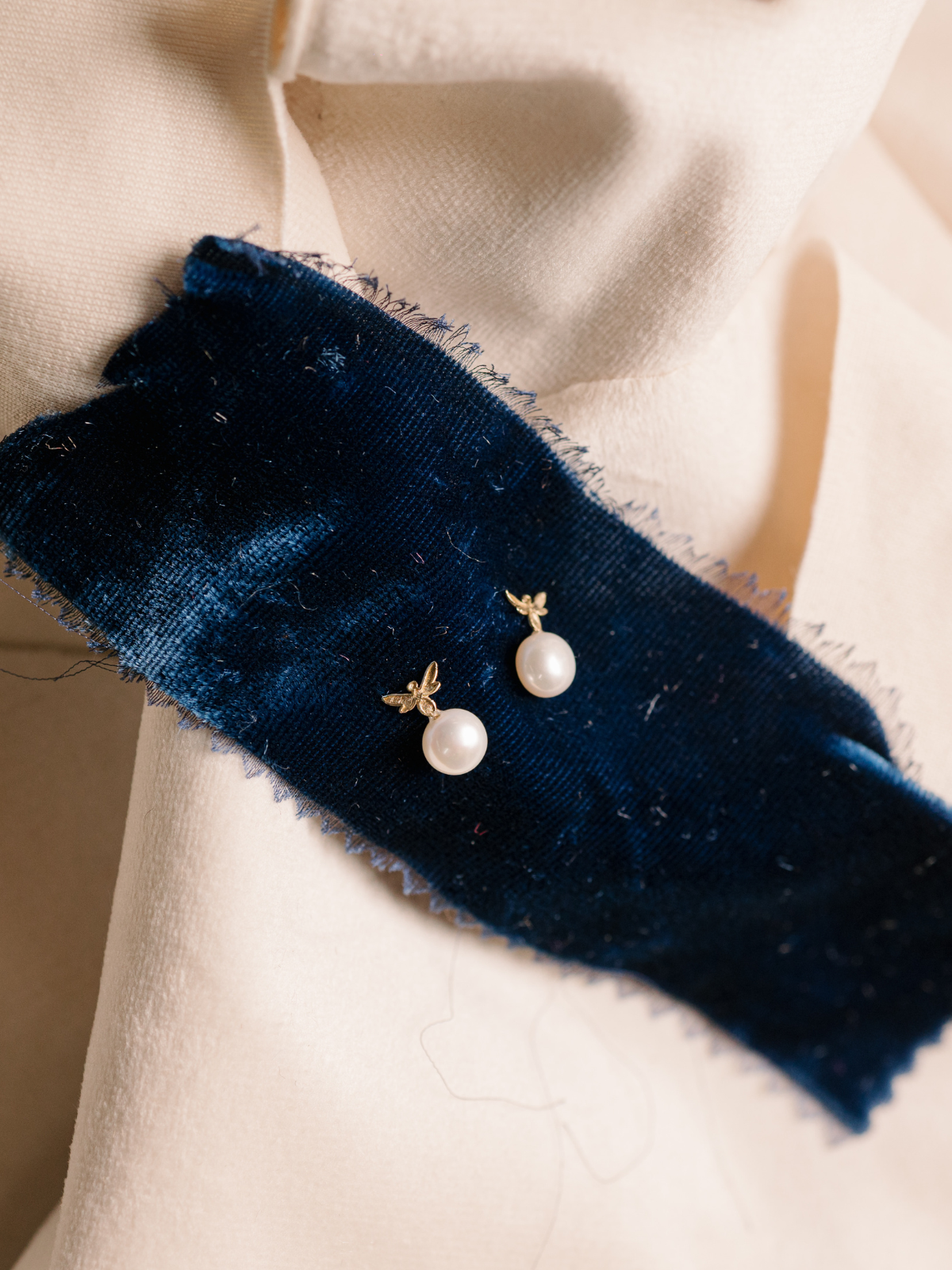 Pendientes de Luciérnaga y Perla Cultivada