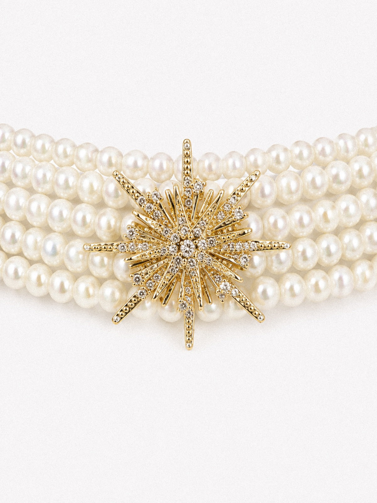 Choker perlas y estrella
