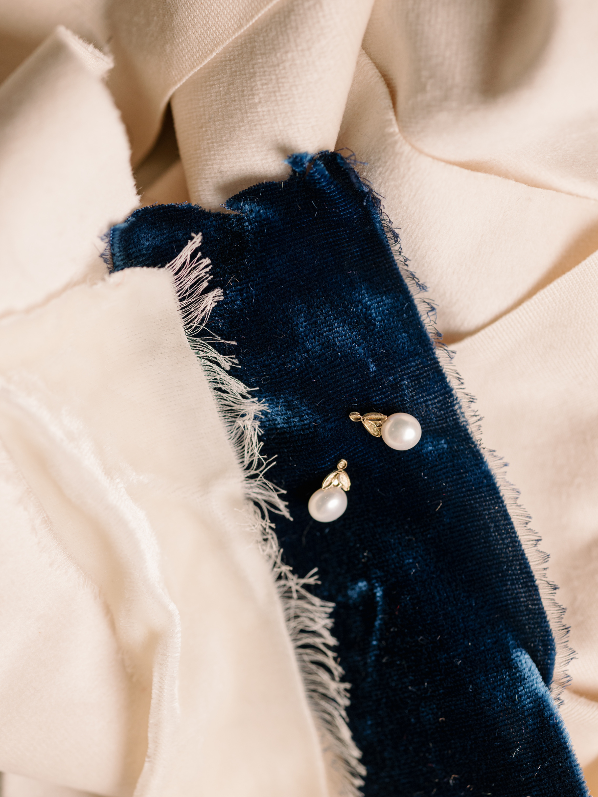 Pendientes de Luciérnaga y Perla Cultivada